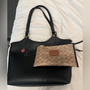 Coach Women's Polished Pebble Leather Day Tote